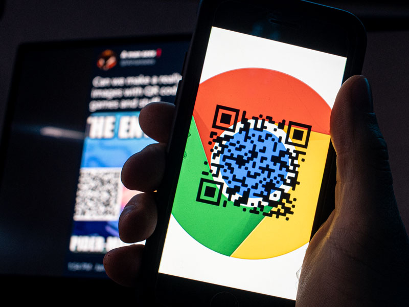 QR codes on Twitter deliver malicious Chrome extension